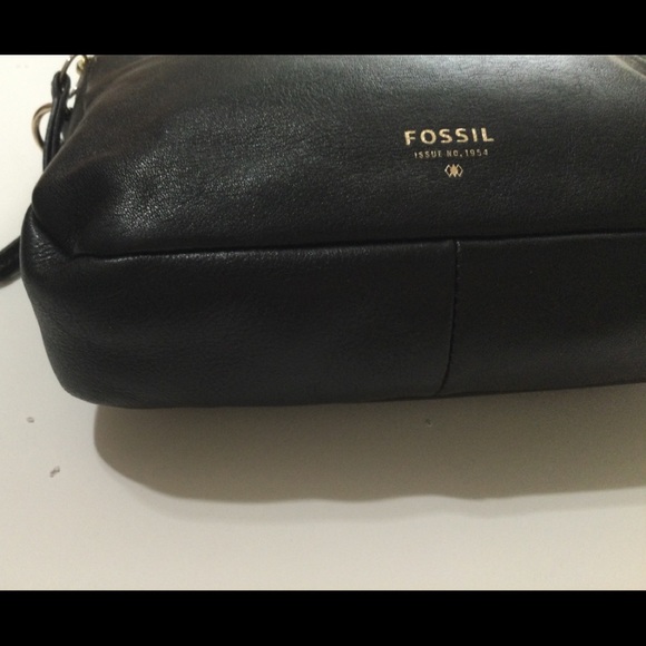 Fossil Leather Crossbody Bag - Picture 7 of 12